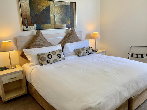 Castle Serviced Apartments - Accommodation Yamba 14