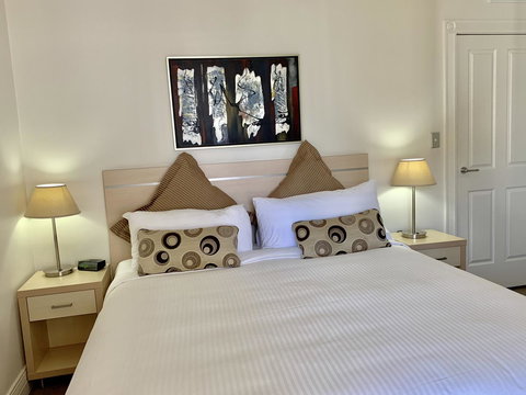 Castle Serviced Apartments - Accommodation Yamba 8