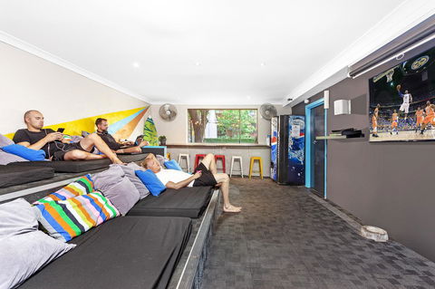 Summer House Kings Cross - Accommodation Yamba 9