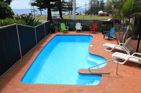 Beach House Holiday Apartments - Accommodation Yamba 4
