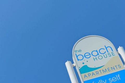 Beach House Holiday Apartments - Accommodation Yamba 3