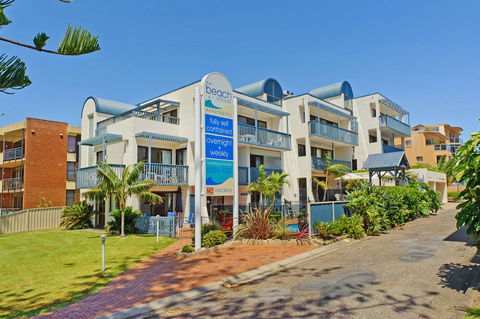 Beach House Holiday Apartments - Accommodation Yamba 13