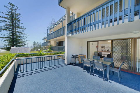 Beach House Holiday Apartments - Accommodation Yamba 23