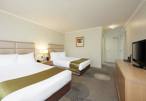 Holiday Inn Parramatta, An IHG Hotel - Accommodation Yamba 2