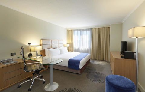 Holiday Inn Parramatta, An IHG Hotel - Accommodation Yamba 1