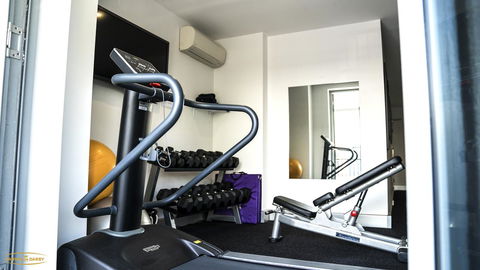 Crown On Darby Newcastle - Accommodation Yamba 16