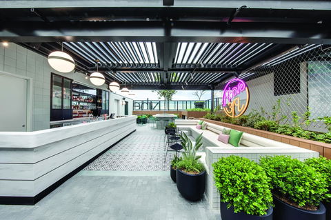 Vibe Hotel Sydney Darling Harbour - Accommodation Yamba 9