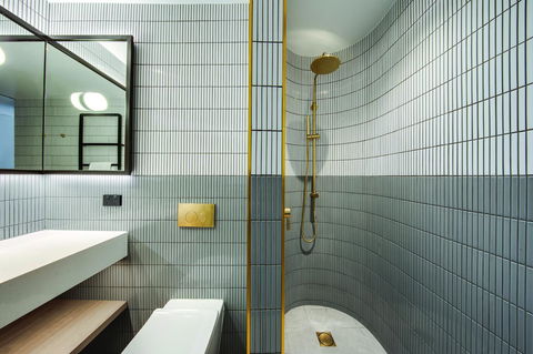Vibe Hotel Sydney Darling Harbour - Accommodation Yamba 2