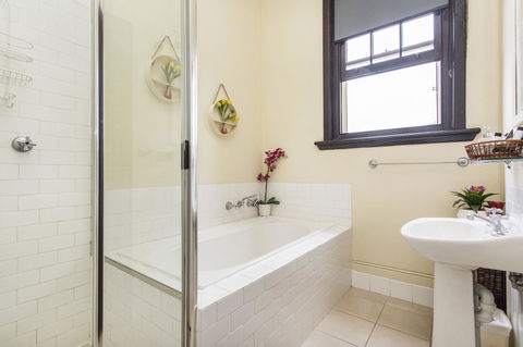 Sydney Harbour Bed And Breakfast - Accommodation Yamba 16