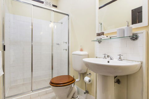 Sydney Harbour Bed And Breakfast - Accommodation Yamba 36