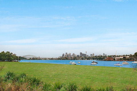 Elegant Family Home Close To Harbour And Views - Accommodation Yamba 17