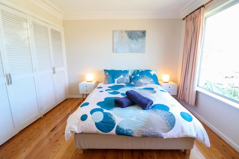Coastal Horizons Beach House - Accommodation Yamba 3
