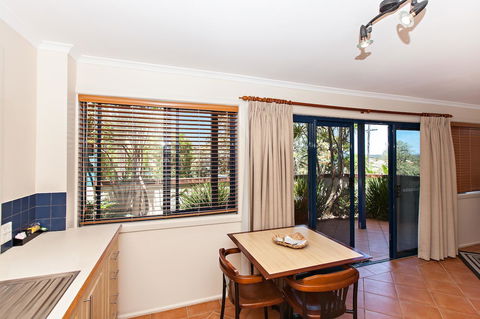 Coast Yamba - Adults Only - Accommodation Yamba 32