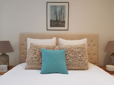 Private Room - Luxury Mosman Home - Accommodation Yamba 15