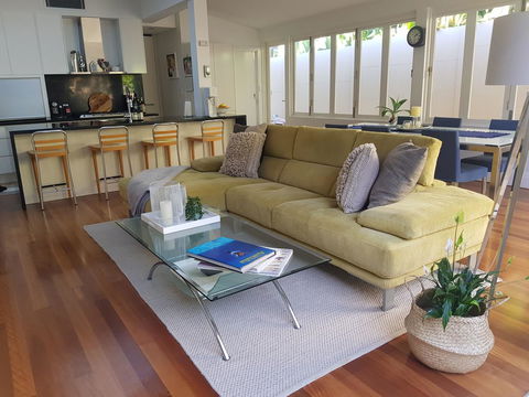 Private Room - Luxury Mosman Home - Accommodation Yamba 10
