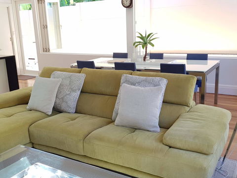 Private Room - Luxury Mosman Home - Accommodation Yamba 9