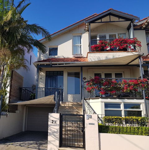 Private Room - Luxury Mosman Home - Accommodation Yamba 4