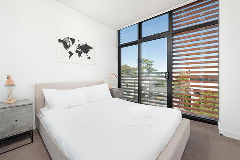 Newtown's Best Designer Apartment - Accommodation Yamba 2