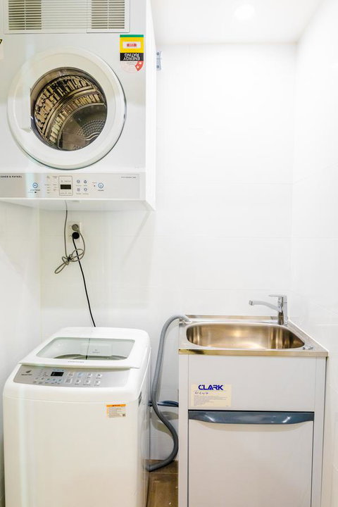 Near Train Station, New 2 BR Apt/free Parking - Accommodation Yamba 34