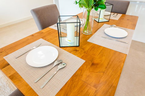 Near Train Station, New 2 BR Apt/free Parking - Accommodation Yamba 6