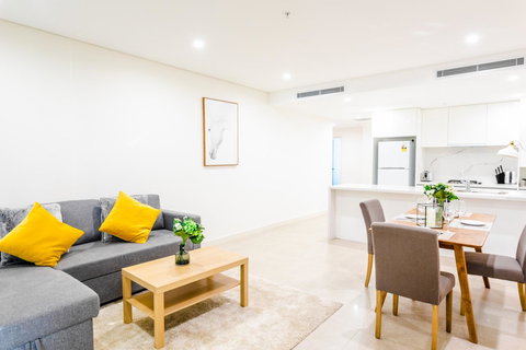 Near Train Station, New 2 BR Apt/free Parking - Accommodation Yamba 16