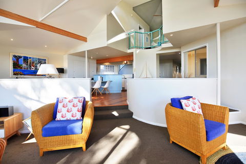 Seaglass - Stunning Views Of Jervis Bay - Accommodation Yamba 1