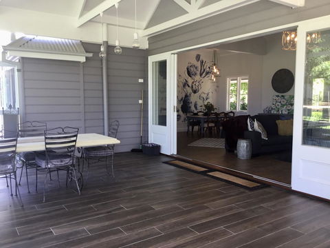 Chanticleer Gardens Barn Cottage With A Pool - Accommodation Yamba 10