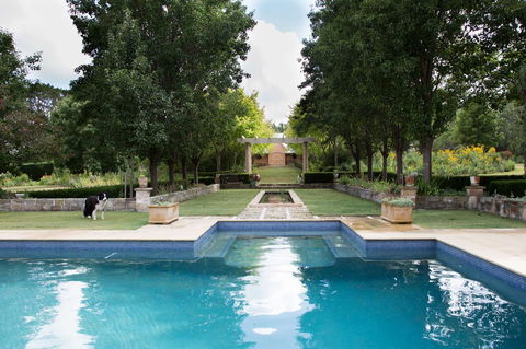 Chanticleer Gardens Barn Cottage With A Pool - Accommodation Yamba 15
