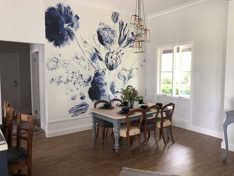 Chanticleer Gardens Barn Cottage With A Pool - Accommodation Yamba 31