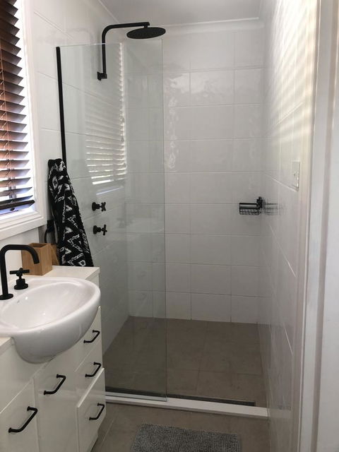 Chanticleer Gardens Barn Cottage With A Pool - Accommodation Yamba 24