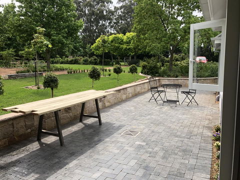 Chanticleer Gardens Barn Cottage With A Pool - Accommodation Yamba 26