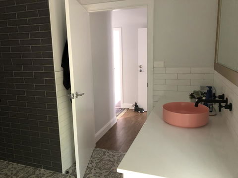 Chanticleer Gardens Barn Cottage With A Pool - Accommodation Yamba 34