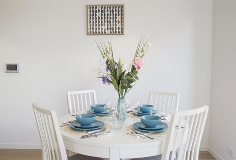 Cozy Apartment With Harbour Bridge View In Bondi - Accommodation Yamba 3