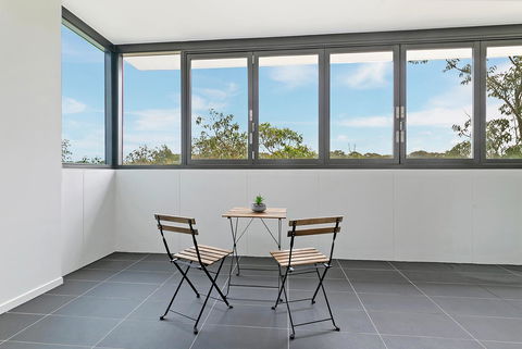 Stylish And Neat Two Bed Apartment In Wentworth Point - Accommodation Yamba 8