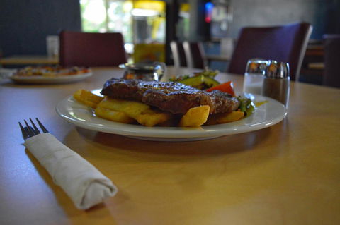 Brolga Hotel Motel - Coleambally - Accommodation Yamba 9