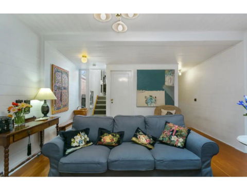 North Sydney Historic Whalers Cottage - Accommodation Yamba 7