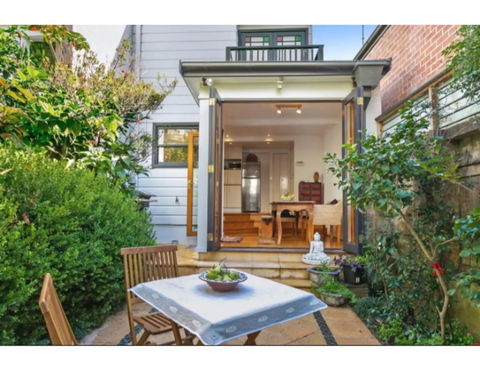 North Sydney Historic Whalers Cottage - Accommodation Yamba 1