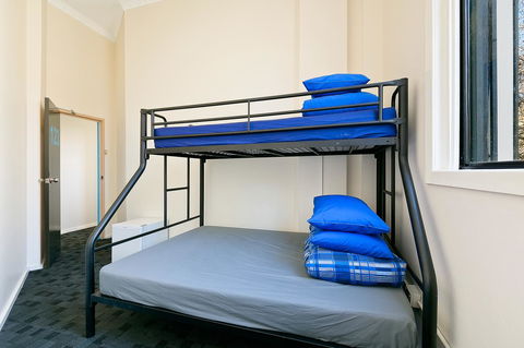 Mad Monkey Downtown - Accommodation Yamba 13