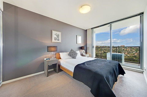Wyndel Apartments North Sydney - Harbour Watch - Accommodation Yamba 0
