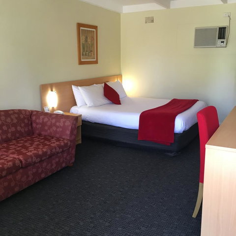Sky Rider Motor Inn - Accommodation Yamba 4