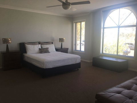 Sydney Amazing Holiday Home Bridal BnB - Accommodation Yamba 7