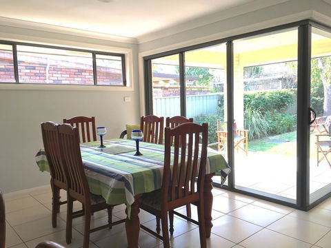 Sydney Amazing Holiday Home Bridal BnB - Accommodation Yamba 2