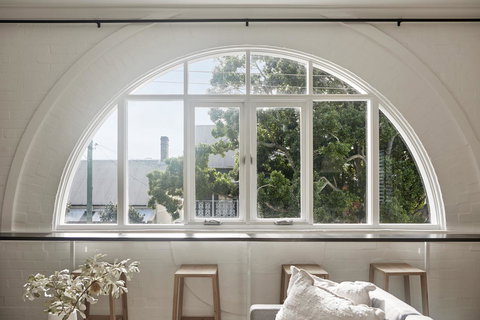 Stunning Flourish ON Bull - Accommodation Yamba 0