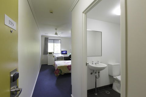 Sydney University Village - Accommodation Yamba 22