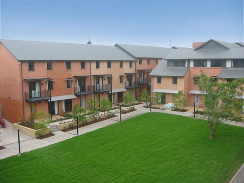 Sydney University Village - Accommodation Yamba 10