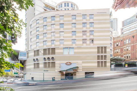 Seasons Darling Harbour - Accommodation Yamba 0