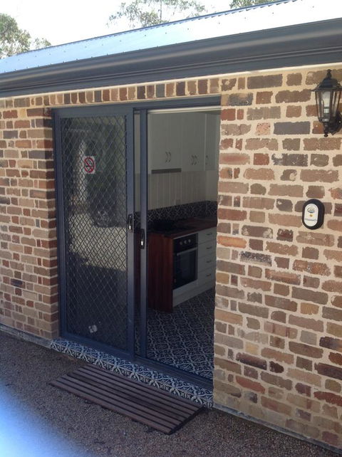 Hideaway Holiday Apartments - Accommodation Yamba 3