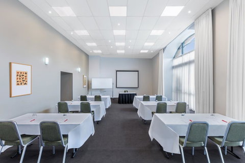 Adina Apartment Hotel Sydney Central - Accommodation Yamba 10