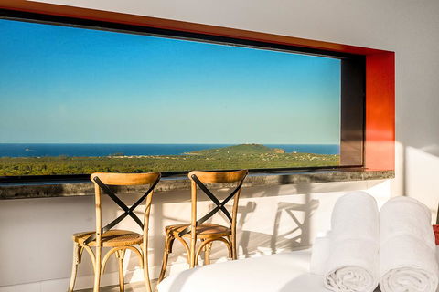 Sundays At Byron - Accommodation Yamba 4