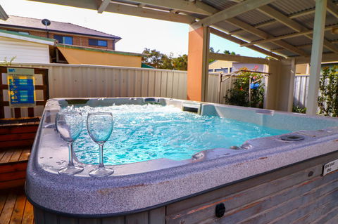 Interlude At Belmont - Accommodation Yamba 0
